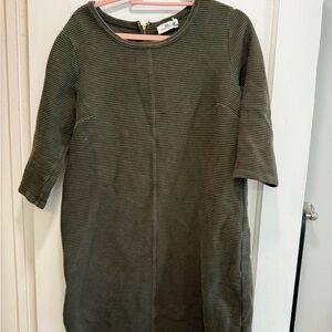 Vineyard Vines green dress Size Medium